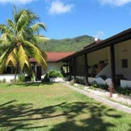 Beach Villa Guesthouse Grand Anse  Bagian luar foto