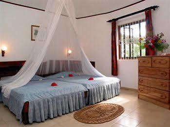 Beach Villa Guesthouse Grand Anse  Bagian luar foto